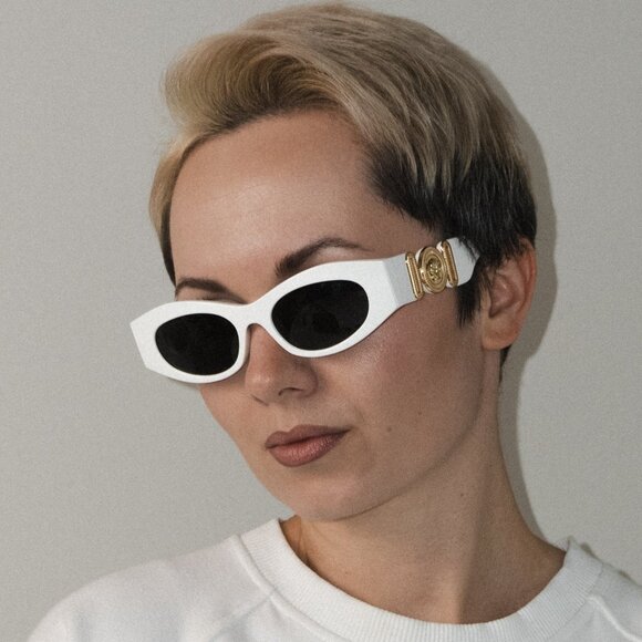 Versace VE4480U 314/87 BRAND NEW Sunglasses White Dark Grey Oval Unisex - Picture 1 of 10